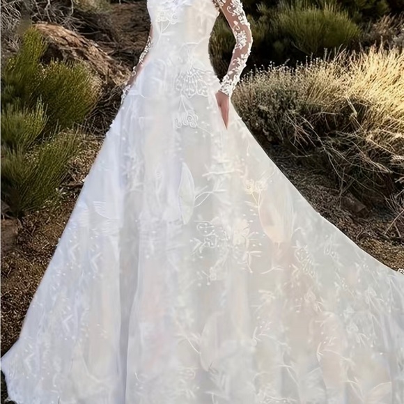 TNT Wedding Dresses & More - Picture 12 of 16